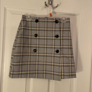 H&M plaid button up skirt